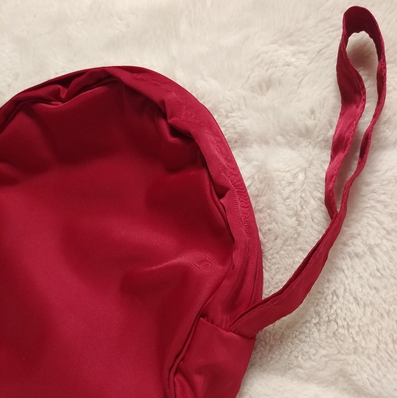 🎉2/$16 Calvin Klein Makeup Bag - Picture 5 of 7